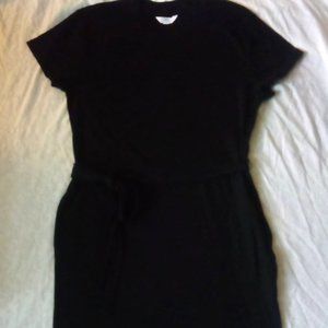 Women’s Knit Dress with Belt and Pockets (!)